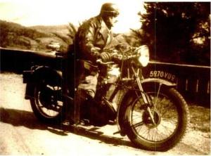 Bernanos à la moto...