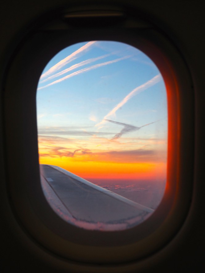 Sunset over the clouds in Holland ©2014 luciledegodoy.com 