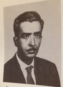 Foto, Poemas e Elegias, 2a. edição s/edit., Goiânia, 1979 José Décio em foto publicada na 2a. edição s/edit., Goiânia, 1979