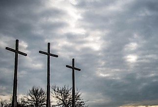 Dreamstime3cruzes (2)